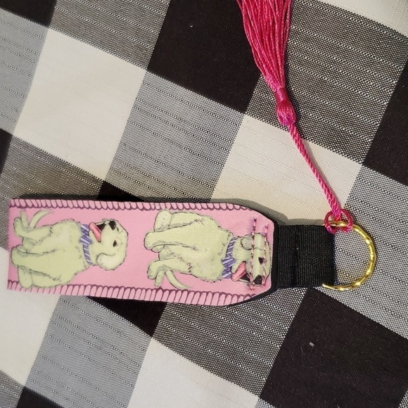 🐻   Key Chain brand new in package about 6 inches long with out tassel - Picture 2 of 2